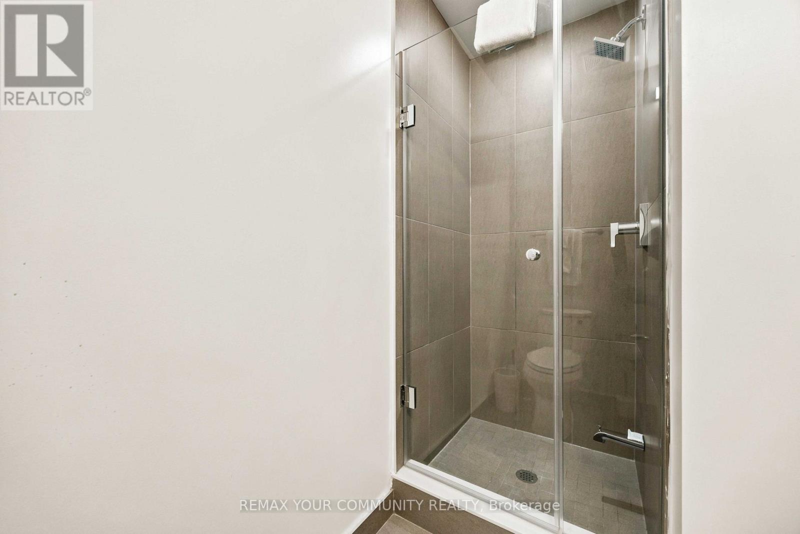 #1627 70 PRINCESS STREET - 20