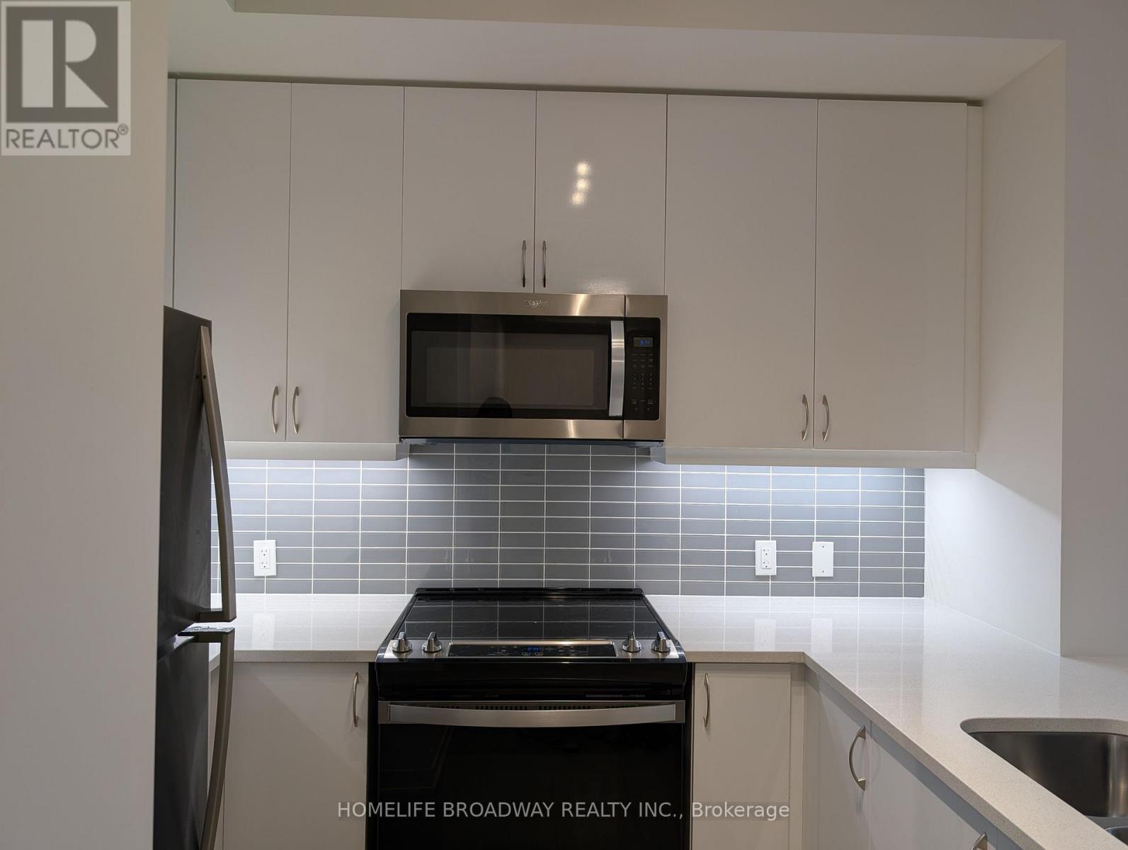 #2110 4955 YONGE STREET - 5