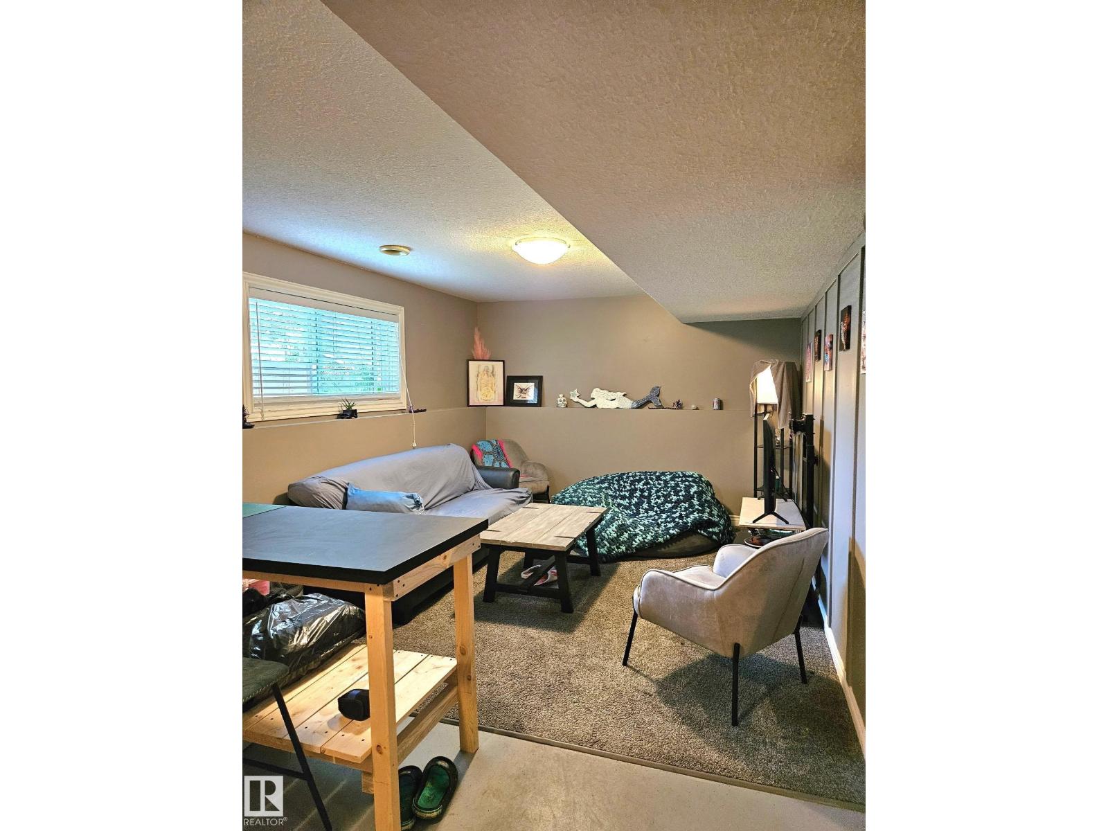 4532 46B ST - Image 41