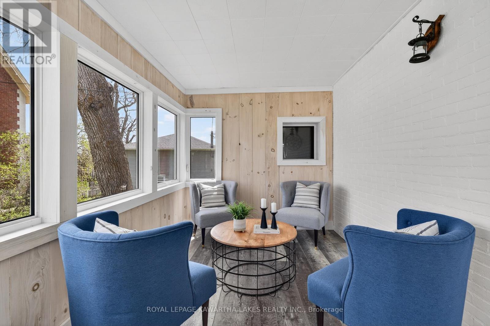 45 OAK STREET - Image 18
