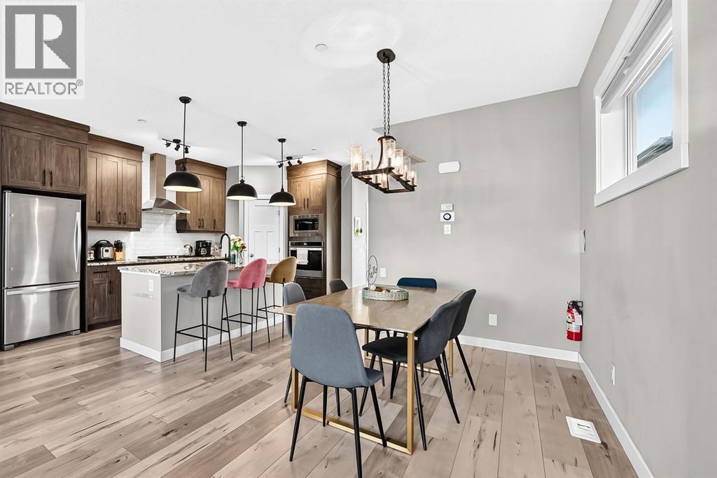 166 Howse Common NE - 8