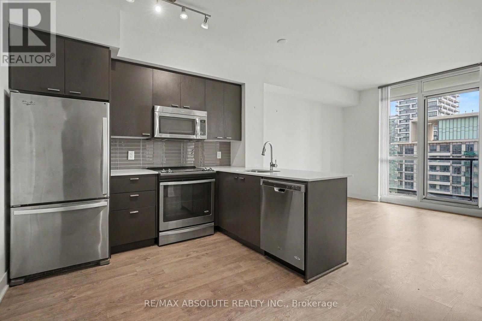 #2809 30 ROEHAMPTON AVENUE - 4