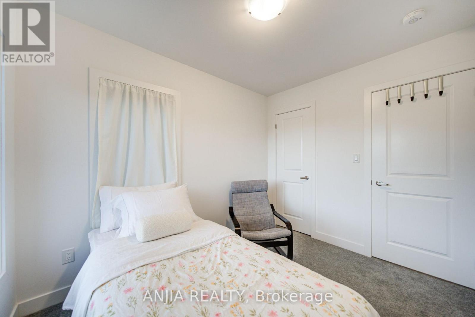 5448 MAIN STREET - Image 36