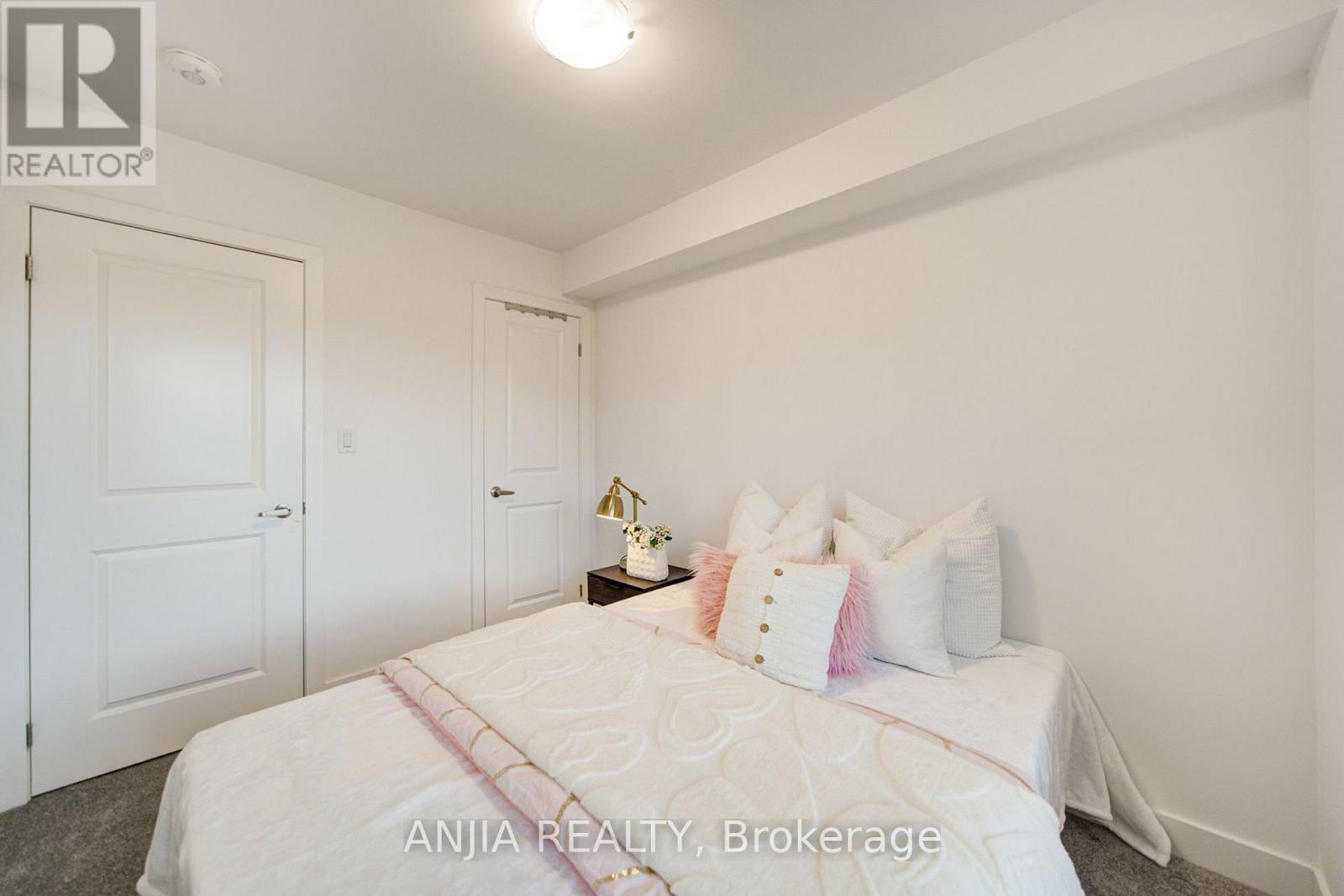 5448 MAIN STREET - Image 39