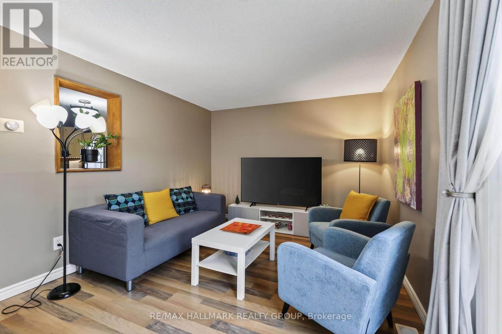 3 Bed, 2 Bath House for Sale in Ottawa – 60 – 1045 MORRISON DRIVE, Ottawa – MLS# X13740466 - Image 14