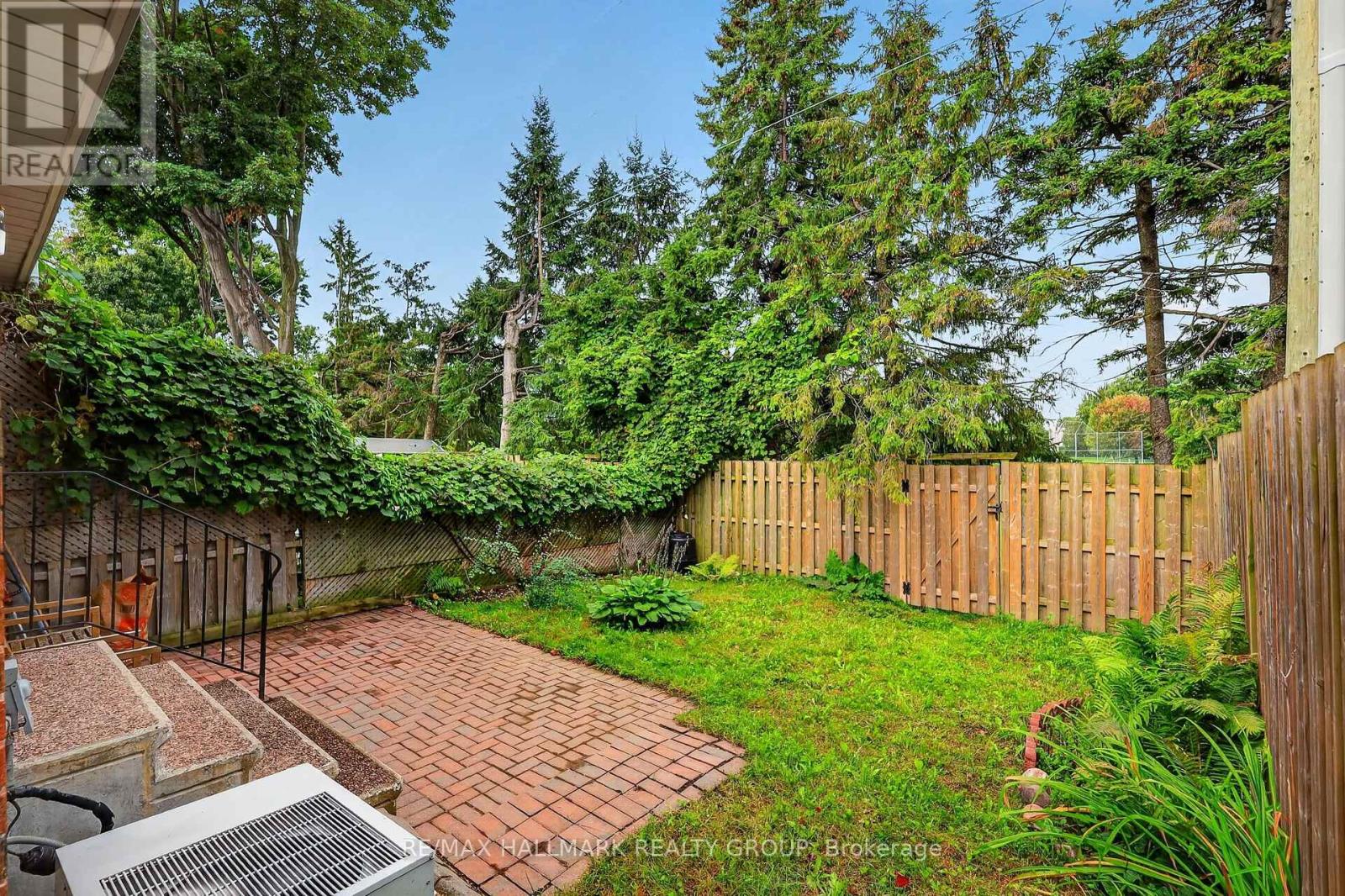 3 Bed, 2 Bath House for Sale in Ottawa – 60 – 1045 MORRISON DRIVE, Ottawa – MLS# X13740466 - Image 37