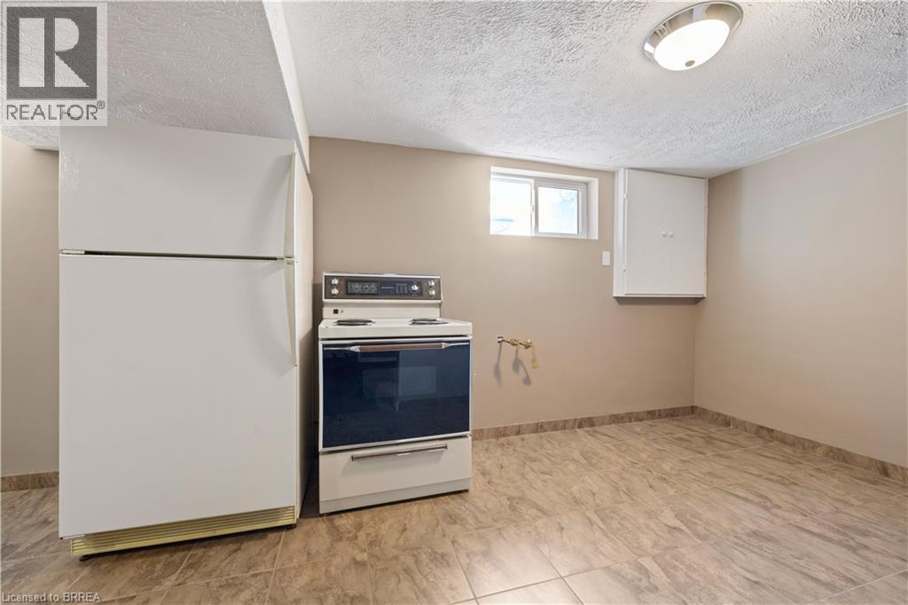 25 WAYNE Drive - Image 17