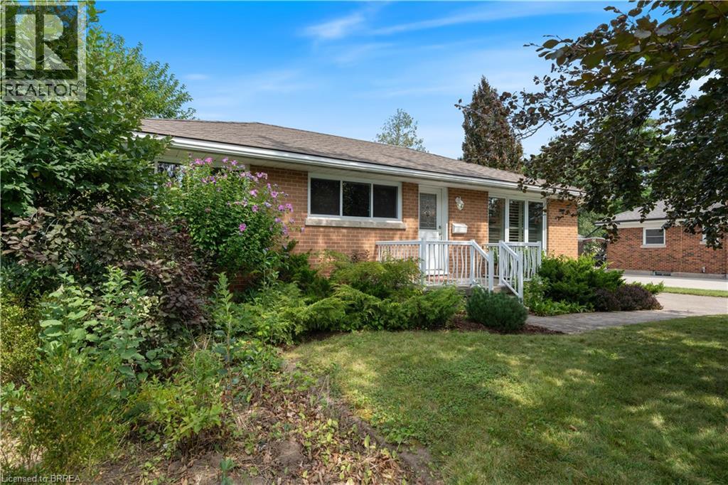 25 WAYNE Drive - 2