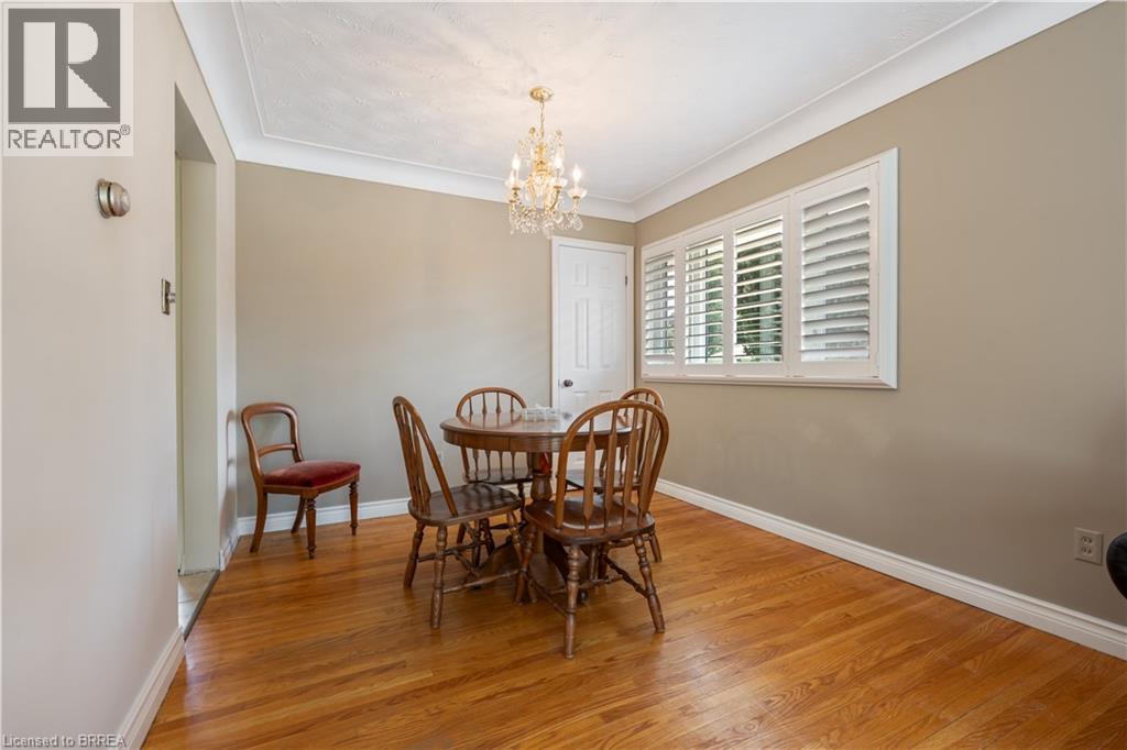 25 WAYNE Drive - 9
