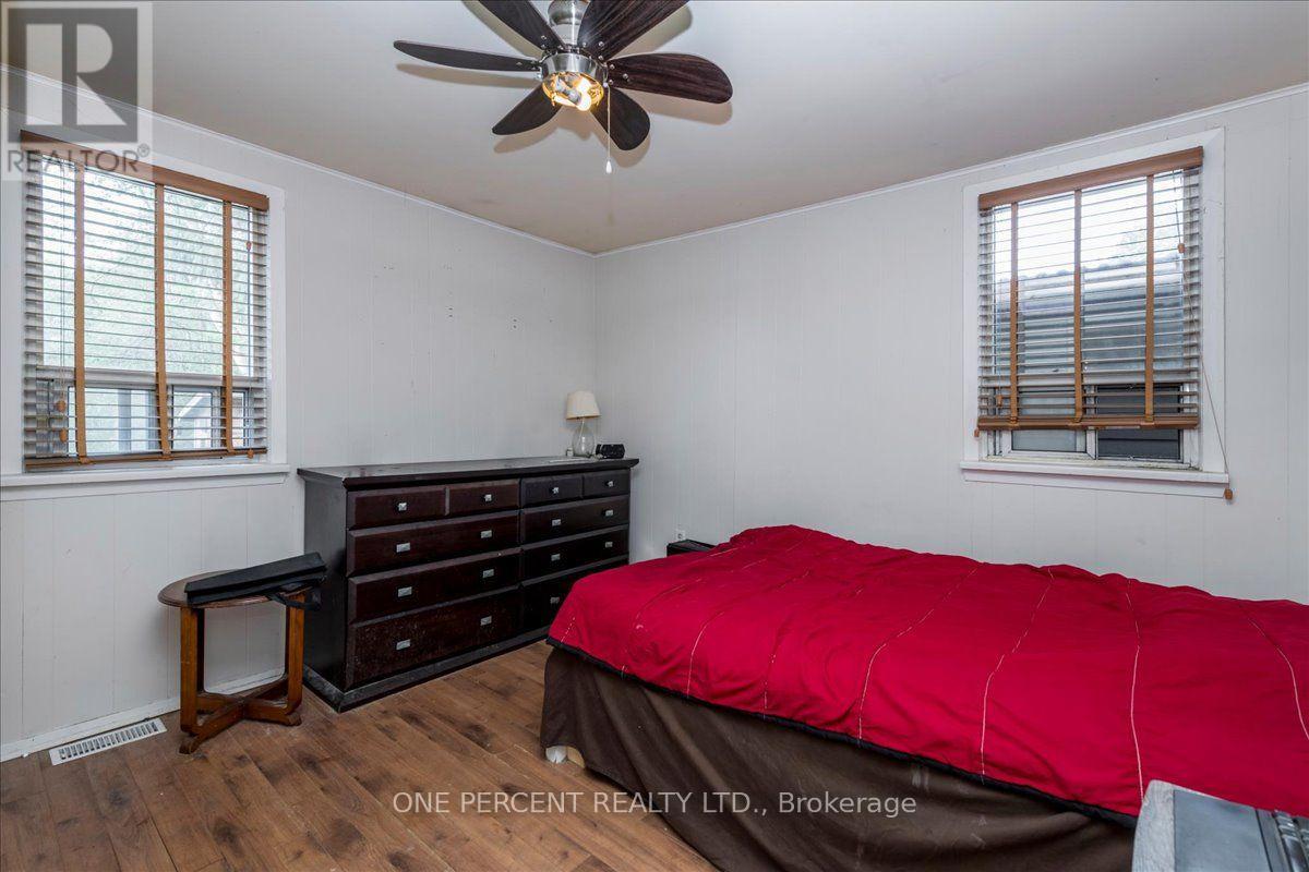 224 FOSTER DRIVE - 13