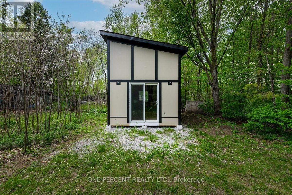 224 FOSTER DRIVE - 25