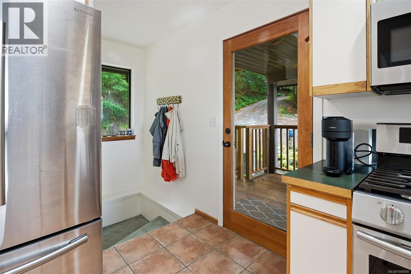1691 Strathcona Heights Rd - Image 35