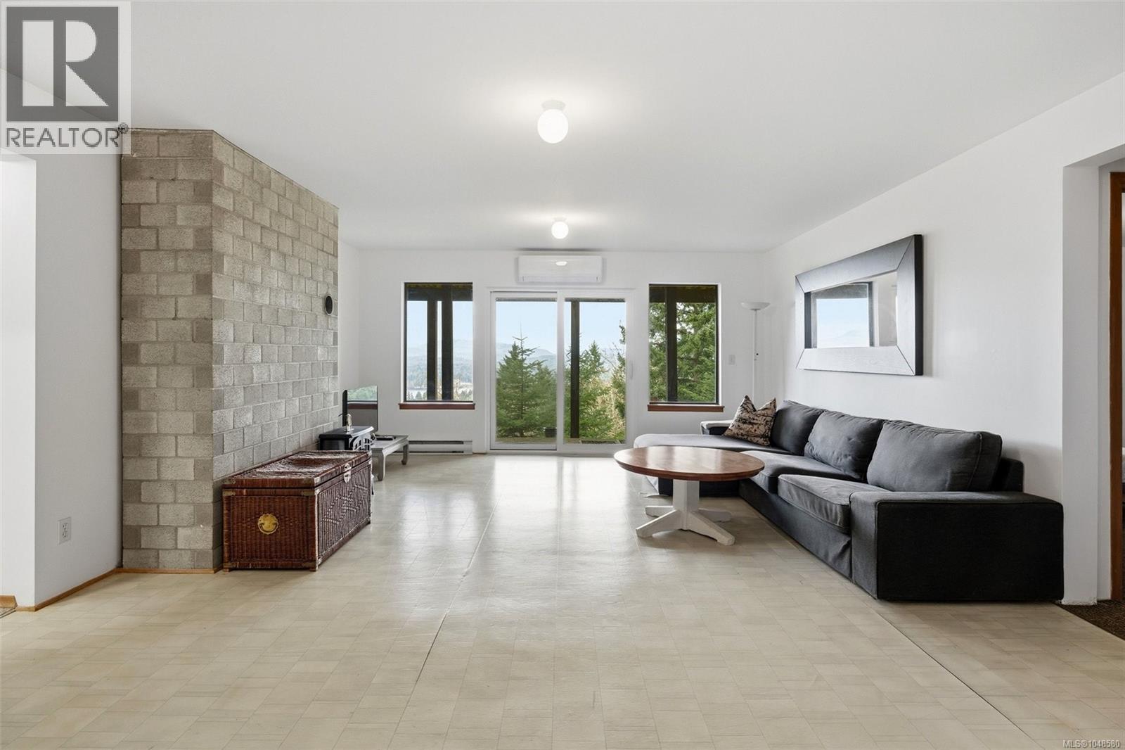 1691 Strathcona Heights Rd - Image 36