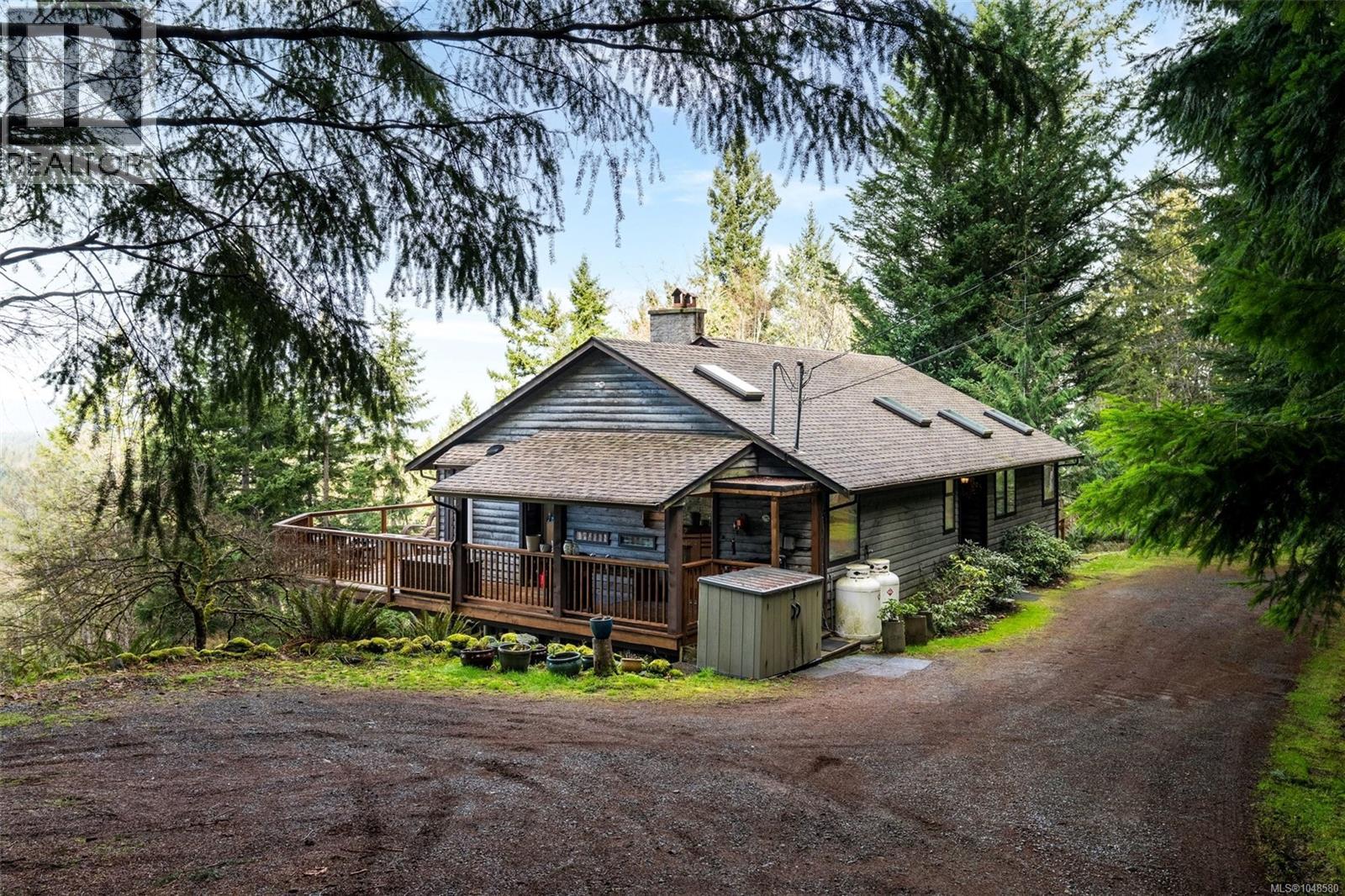 1691 Strathcona Heights Rd - Image 4