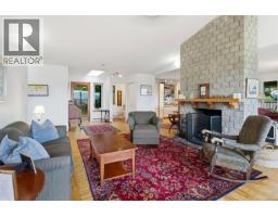 Sitting room - 1691 Strathcona Heights Rd, Shawnigan Lake, BC V8H2A9 Photo 12