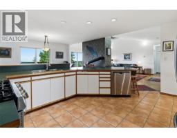 1691 Strathcona Heights Rd, Shawnigan Lake, BC V8H2A9 Photo 17