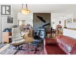 1691 Strathcona Heights Rd, Shawnigan Lake, BC V8H2A9 Photo 20