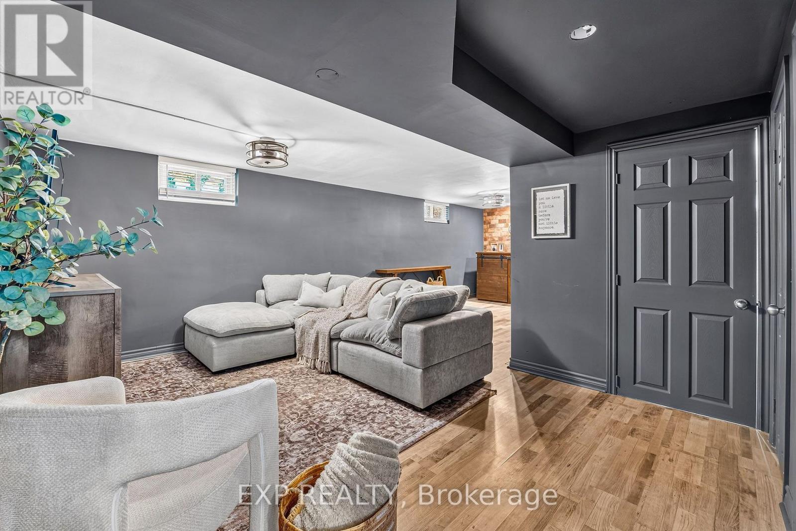 111 CONCESSION ROAD - 19