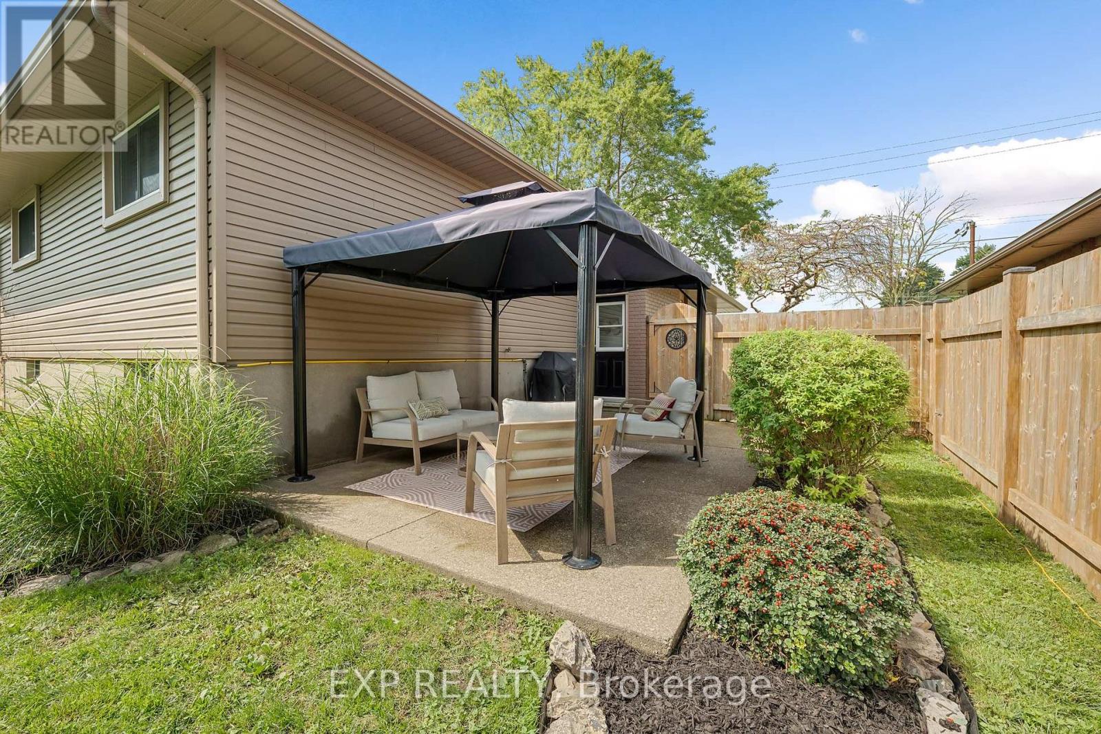 111 CONCESSION ROAD - 26