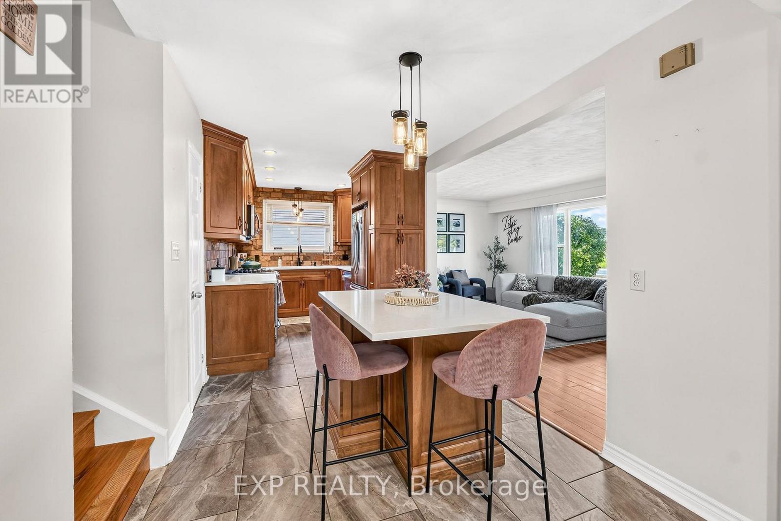 111 CONCESSION ROAD - 8