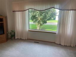 613 Manitoba Street, Shoal Lake, MB R0J1Z0 Photo 14