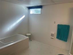 613 Manitoba Street, Shoal Lake, MB R0J1Z0 Photo 34