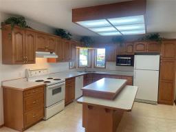 4pc Bathroom - 613 Manitoba Street, Shoal Lake, MB R0J1Z0 Photo 9