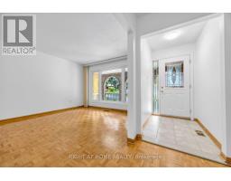 3126 Mccarthy Court, Mississauga, ON L4Y3Z5 Photo 13