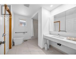 3126 Mccarthy Court, Mississauga, ON L4Y3Z5 Photo 24