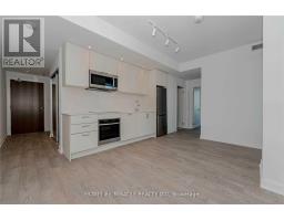 1928 Lakeshore Boulevard W, Toronto, ON M6S1A1 Photo 10
