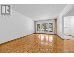 3126 Mccarthy Court, Mississauga, ON L4Y3Z5 Photo 7