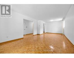3126 Mccarthy Court, Mississauga, ON L4Y3Z5 Photo 9