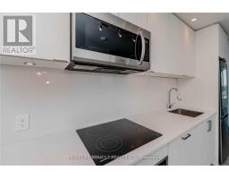 1928 Lakeshore Boulevard W, Toronto, ON M6S1A1 Photo 16