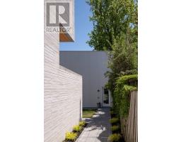 D - 157 Hallam Street, Toronto, ON M6H1X3 Photo 14