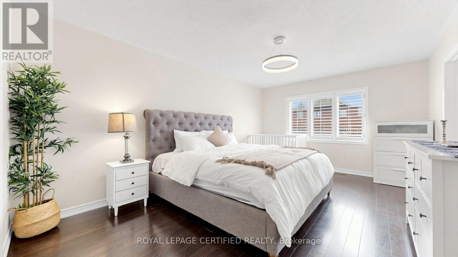 5576 MEADOWCREST AVENUE - Image 6