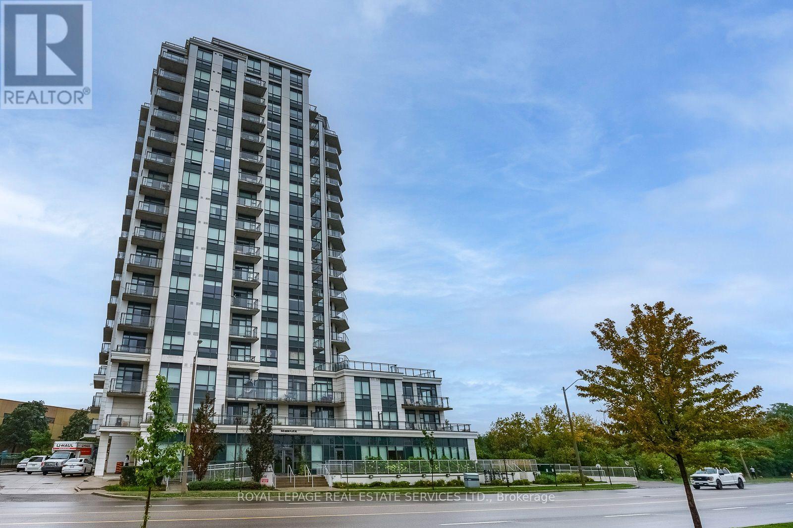 Photo of 840 Queens Plate Drive