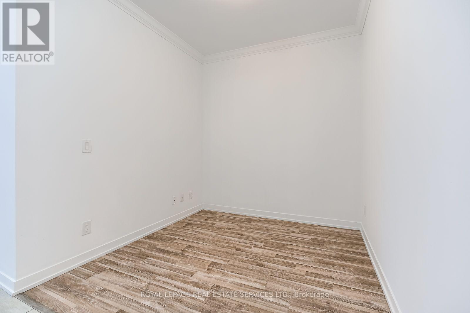 #1605 840 QUEENS PLATE DRIVE - 12