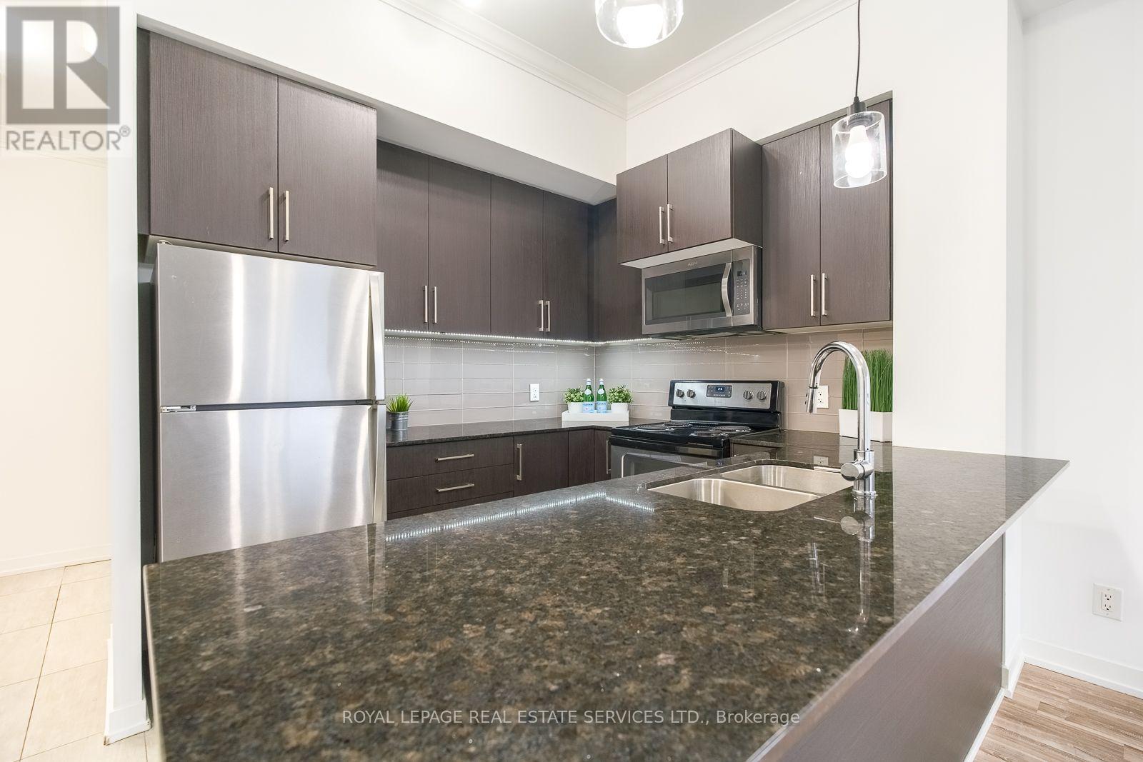 #1605 840 QUEENS PLATE DRIVE - 8