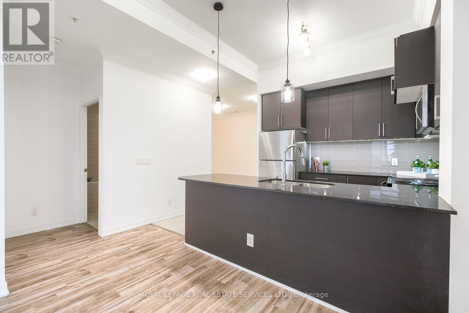 #1605 840 QUEENS PLATE DRIVE - 9