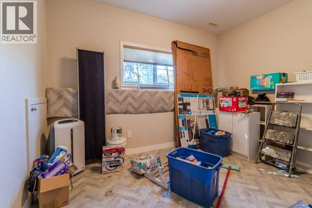 Listing photo – 74 Hawkridge Boulevard, Penhold