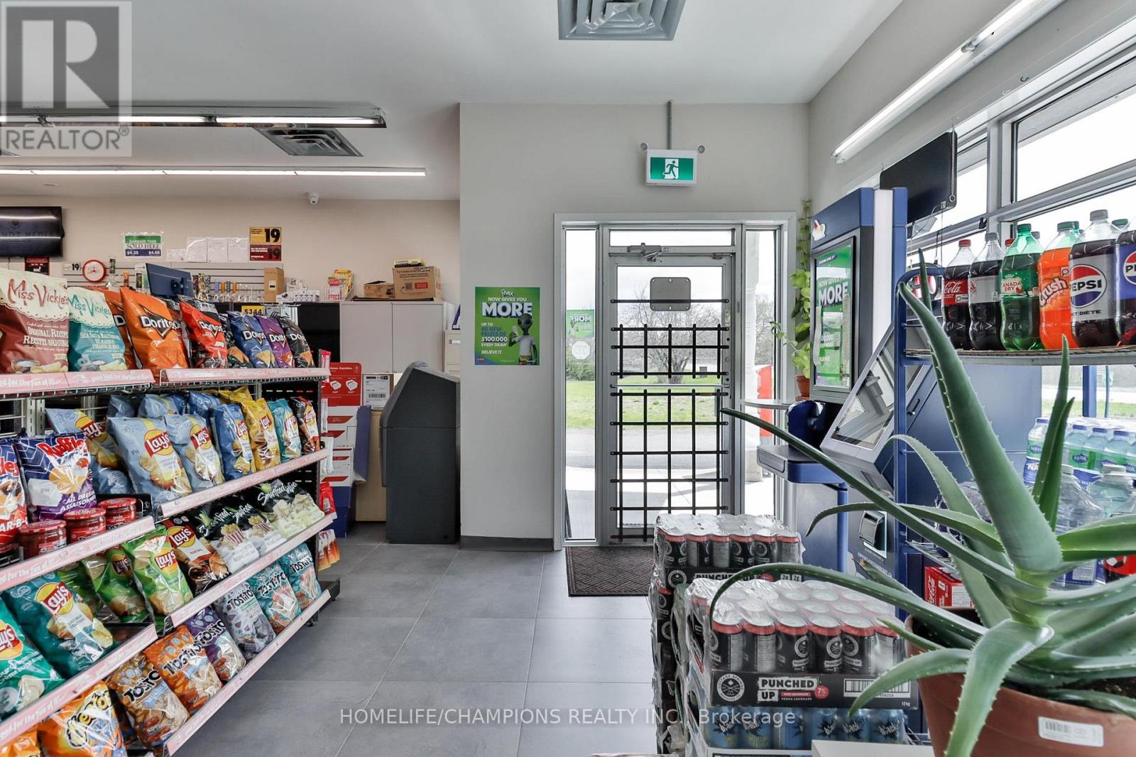 422 King Street West, Cobourg, Ontario, K9A2N7, Cobourg, Ontario — photo 4 of 5
