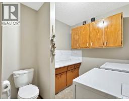 316 2 Street E, Wilkie, SK S0K4W0 Photo 12