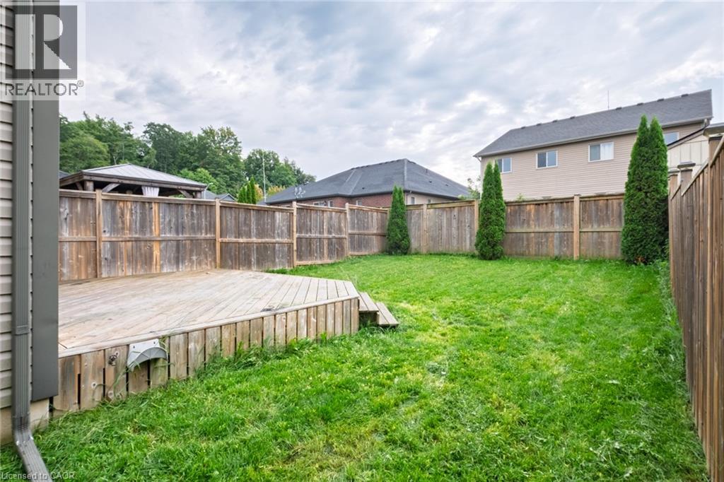 8 BASSWOOD Road - 33