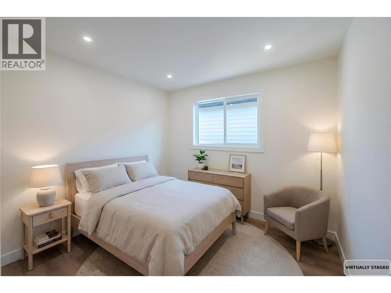 243 Bentgrass Avenue, Oliver