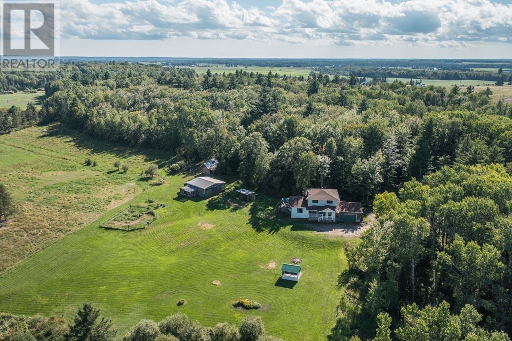 237 MacLennan RD, Laird Township, Echo Bay, Ontario, P0S1C0, Echo Bay, Ontario — photo 1 of 5