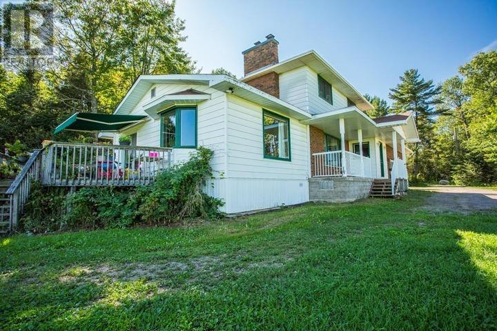 237 MacLennan RD, Laird Township, Echo Bay, Ontario, P0S1C0, Echo Bay, Ontario — photo 2 of 5
