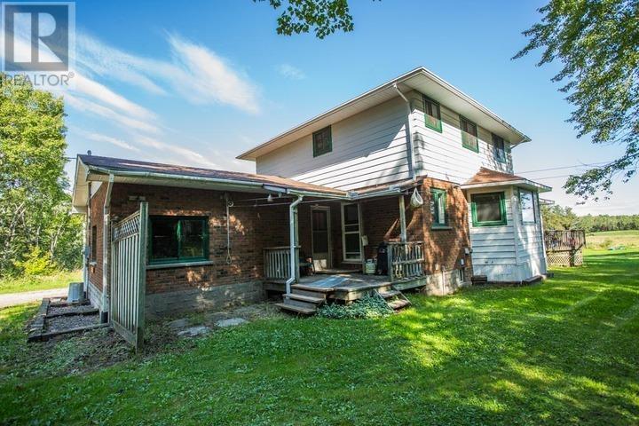 237 MacLennan RD, Laird Township, Echo Bay, Ontario, P0S1C0, Echo Bay, Ontario — photo 4 of 5