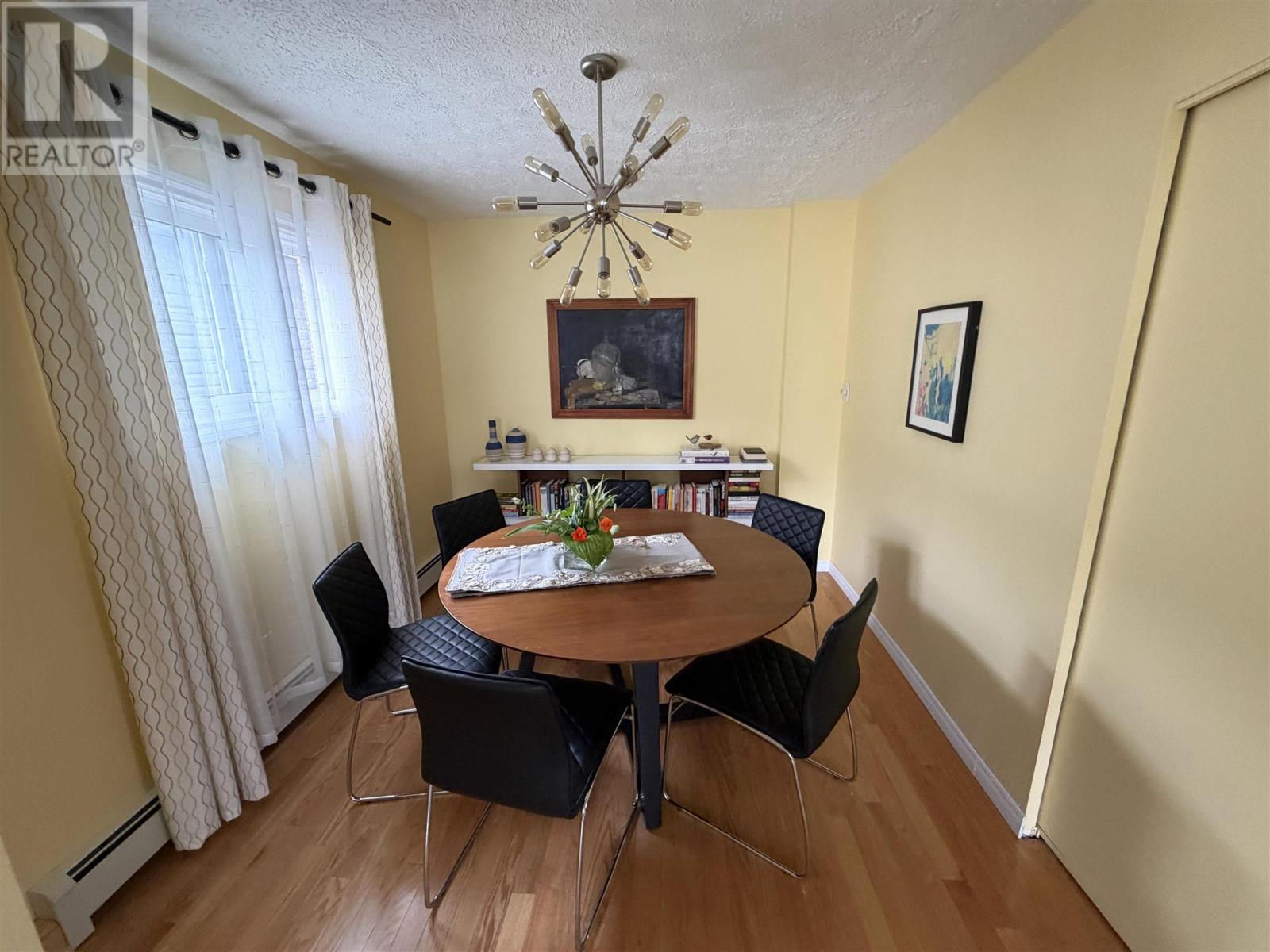 23 Pearson DR - 19
