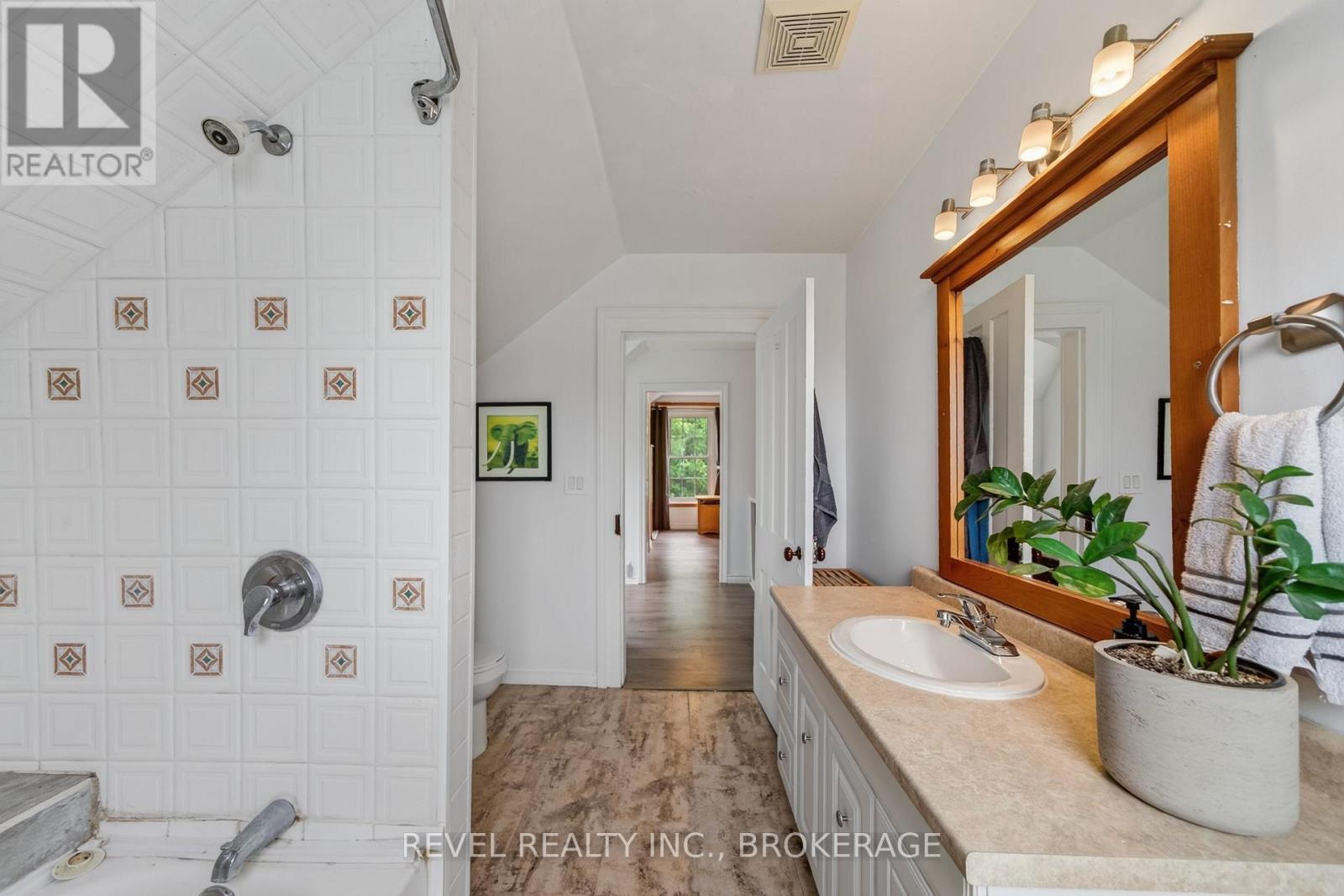 275 HAIG ROAD - 31