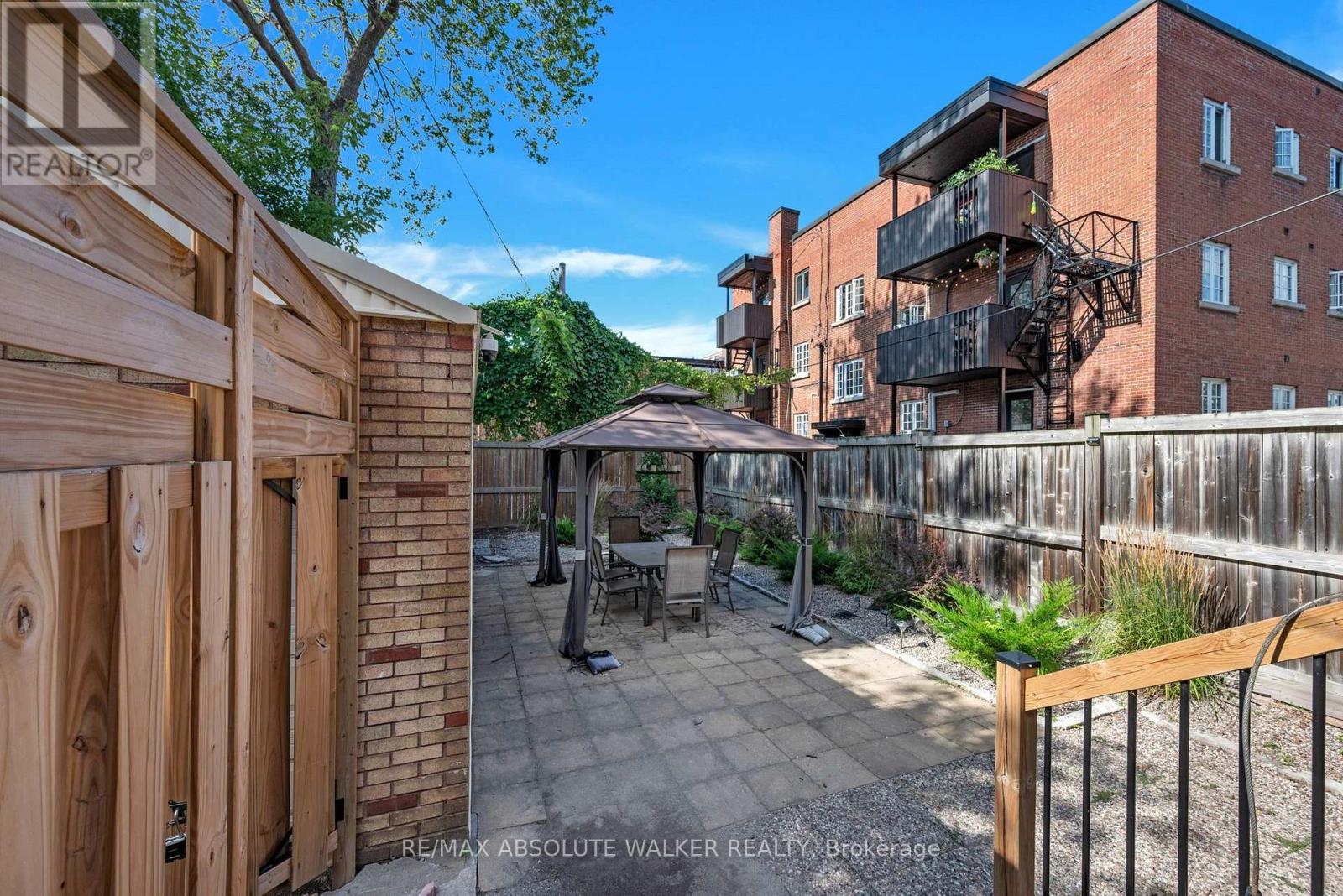 3 Bed, 2 Bath House for Sale in Ottawa – 425 BESSERER STREET, Ottawa – MLS# X13740634 - Image 35